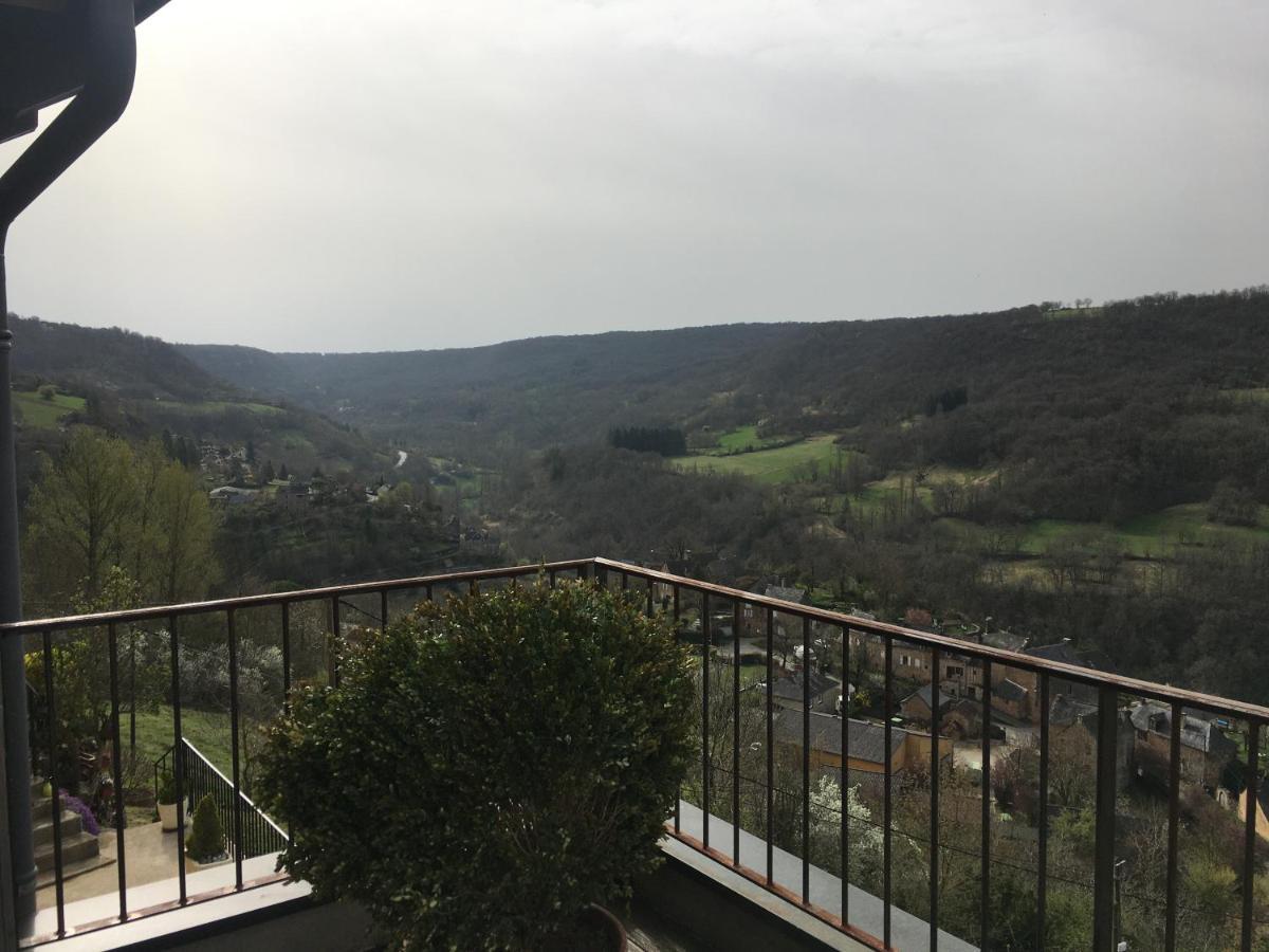 Gite Libertalia Salles-la-Source Dış mekan fotoğraf